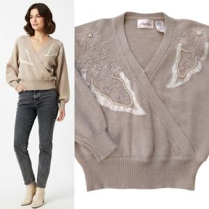 VTG 80s Jaclyn Smith Taupe Knit  Embellished V Neck Sweater Medium